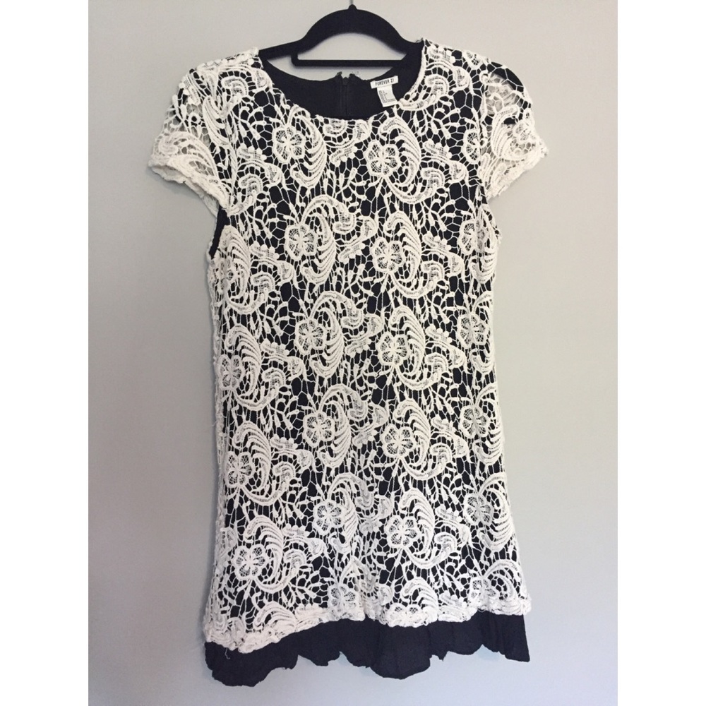 Lace dress